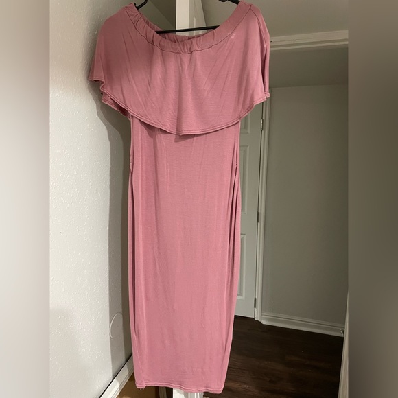Pink/Mauve off the shoulder dress - Picture 1 of 2